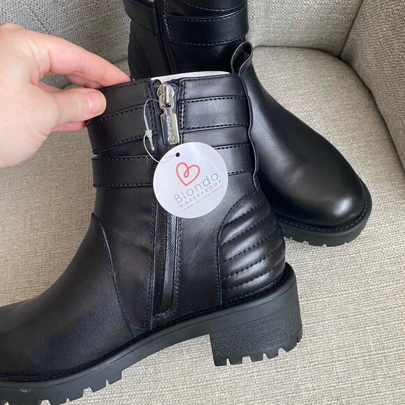 NIB: Blondo Mable Double Buckle Boot - Picture 5 of 10